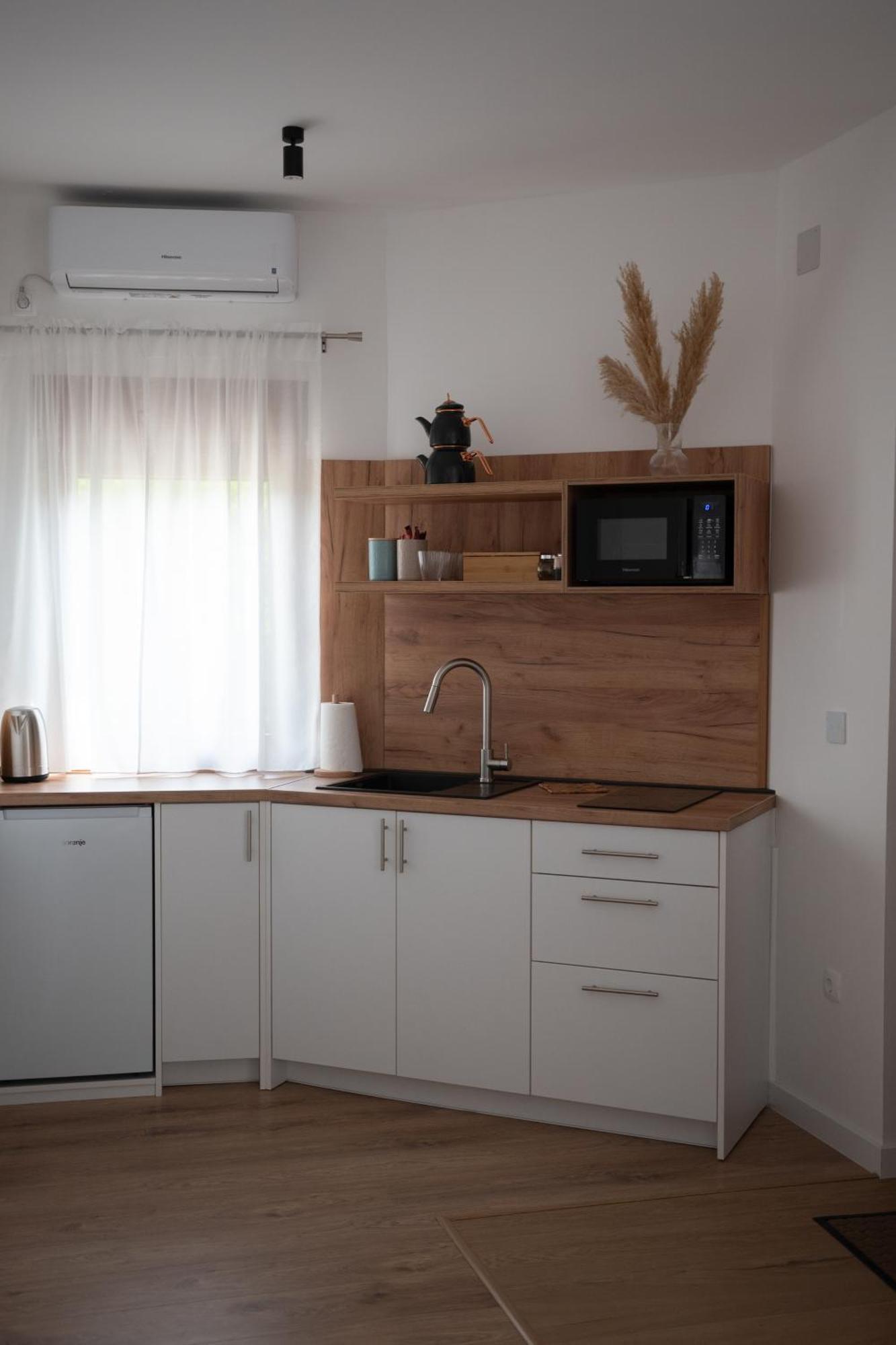 Studio Apartmani Izvor Благай Екстериор снимка