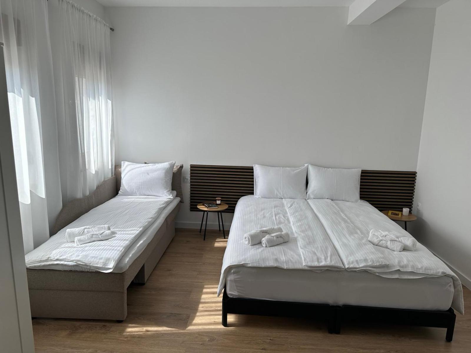 Studio Apartmani Izvor Благай Екстериор снимка
